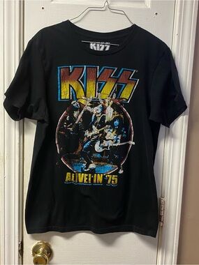 Kiss Black Tee with Retro Multicolor Band Graphic
